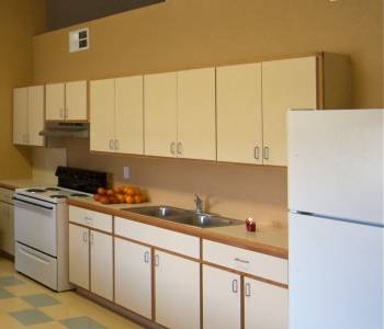 rn-nbrhds-mv-sro-interior-kitchen